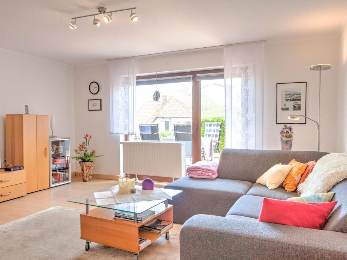 Sunny Flat In Bad Driburg With Garden Apartment Bagian luar foto