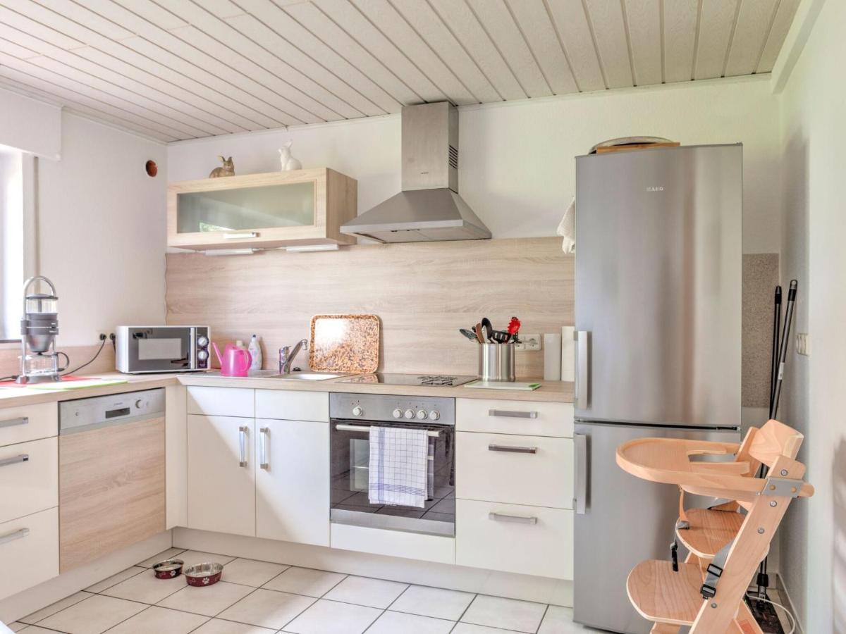Sunny Flat In Bad Driburg With Garden Apartment Bagian luar foto