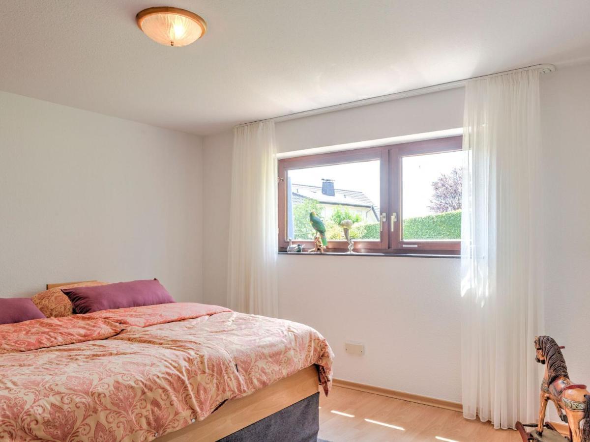 Sunny Flat In Bad Driburg With Garden Apartment Bagian luar foto