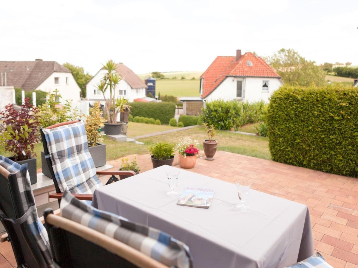 Sunny Flat In Bad Driburg With Garden Apartment Ruang foto
