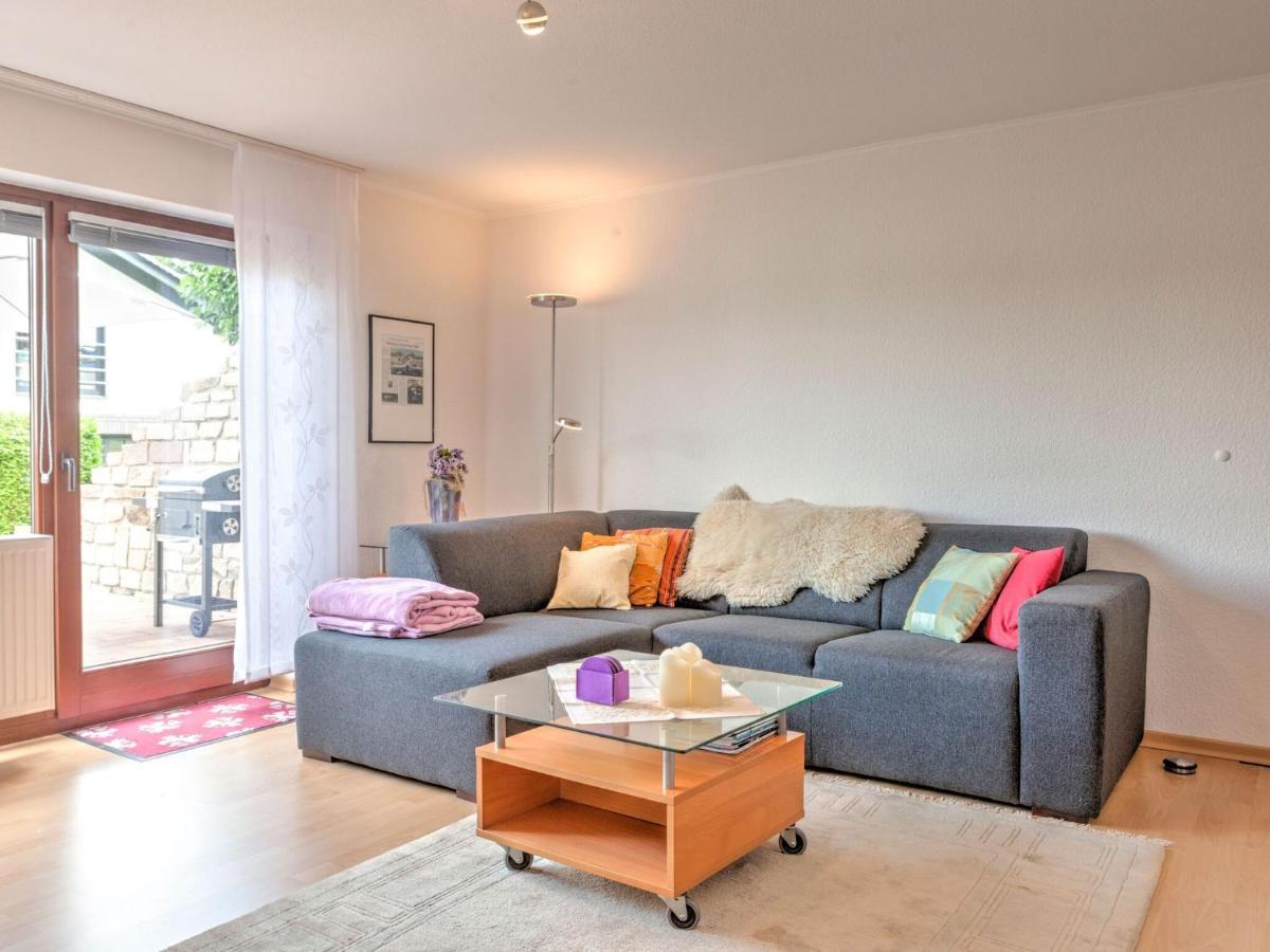 Sunny Flat In Bad Driburg With Garden Apartment Ruang foto