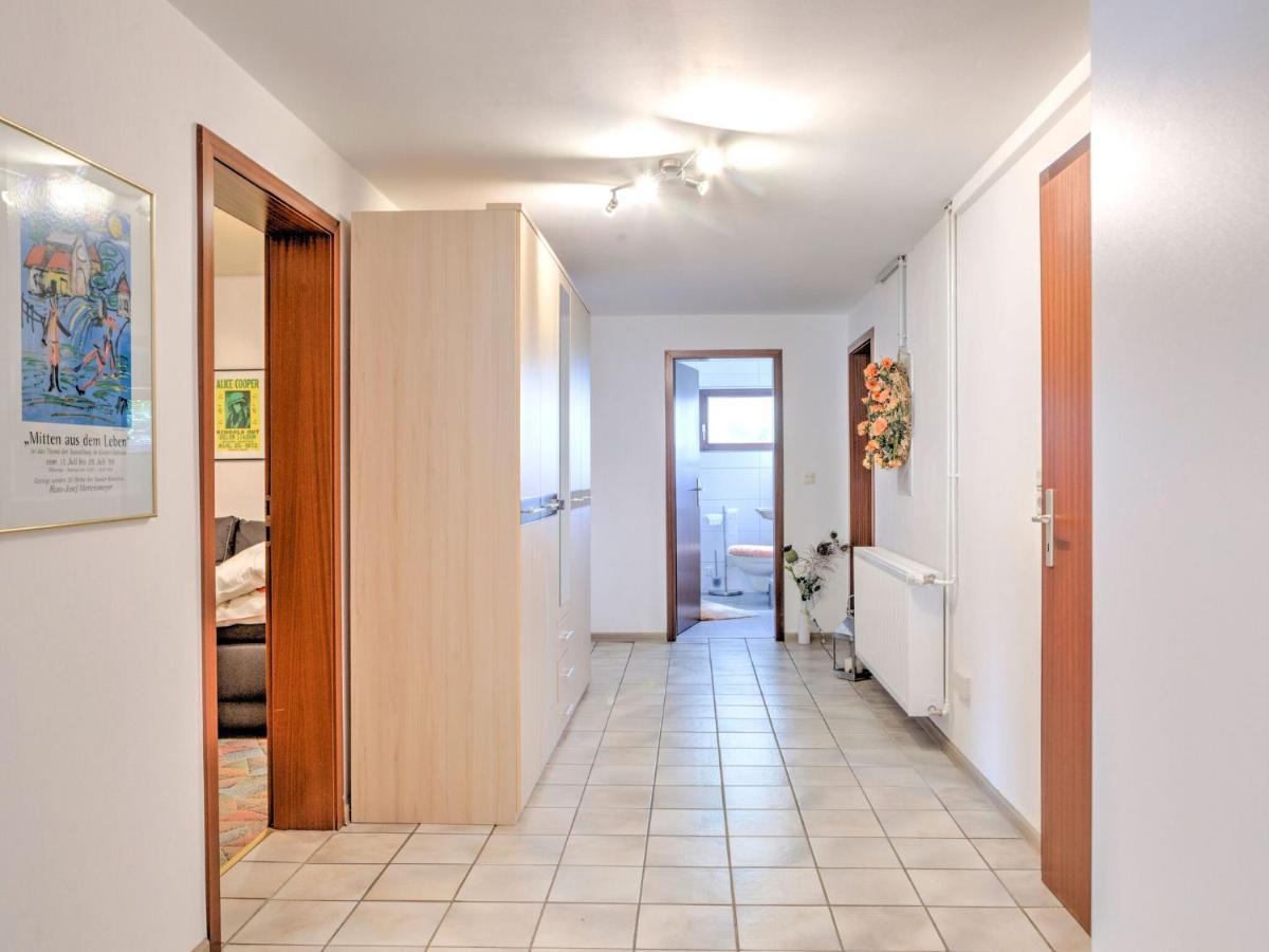 Sunny Flat In Bad Driburg With Garden Apartment Ruang foto