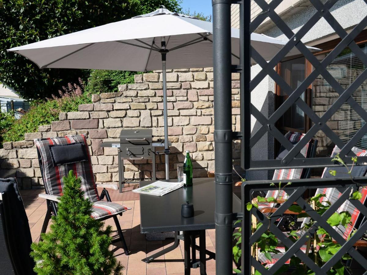 Sunny Flat In Bad Driburg With Garden Apartment Bagian luar foto