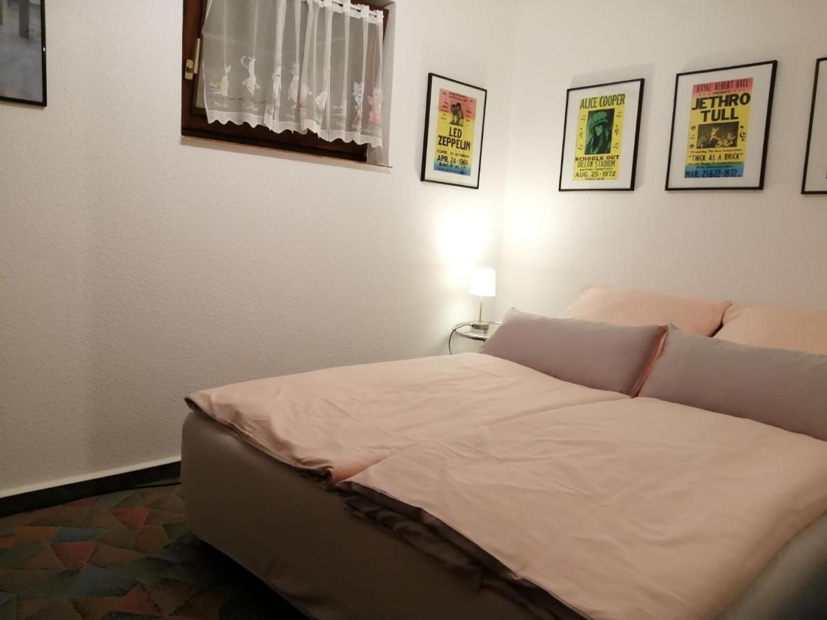 Sunny Flat In Bad Driburg With Garden Apartment Bagian luar foto