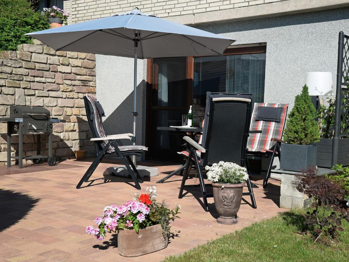 Sunny Flat In Bad Driburg With Garden Apartment Bagian luar foto